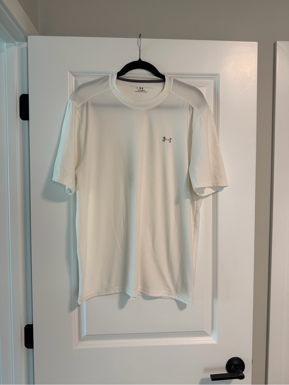 Under Armour Men’s White Performance Short Sleeve Tee